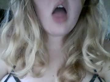 blondebabe2000