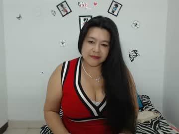 hotmommy_re