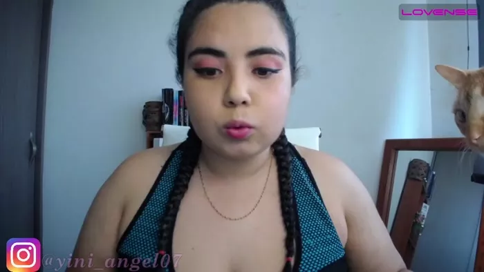 yini_angel